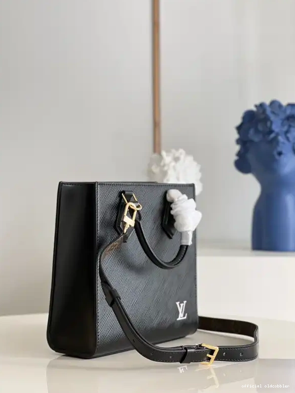 Official oldcobbler SAC VUITTON PETIT LOUIS PLAT 0630
